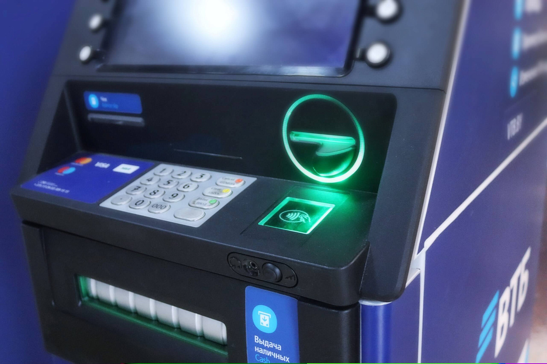 ВТБ (Беларусь) запускает в банкоматах бесконтактные операции по картам «Мир»